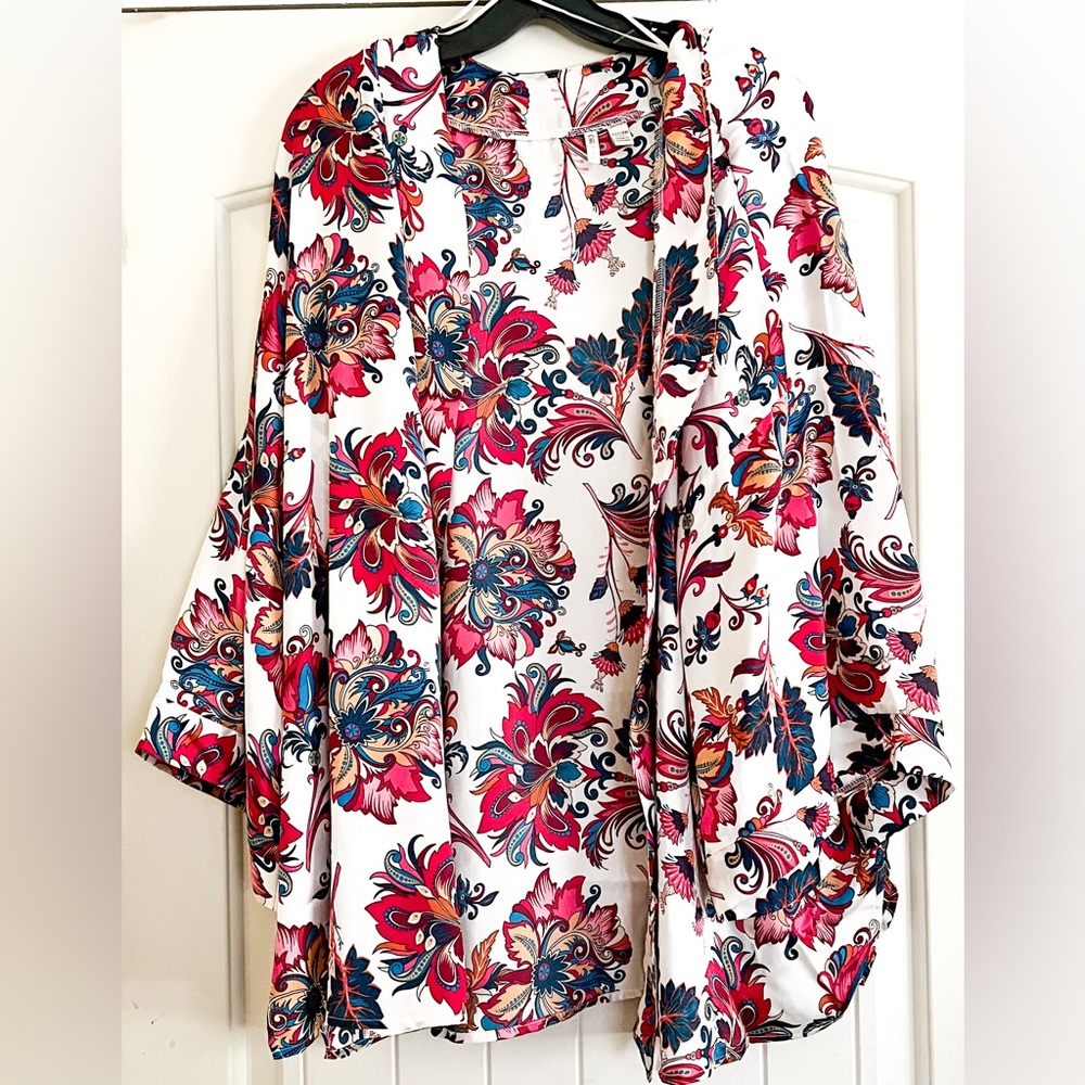 Cato short Kimono size 22/24 worn 1x